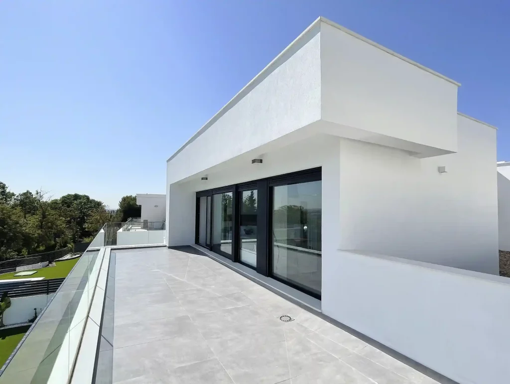 Orientación Sur Norte para eficiencia de la Luz y el Calor